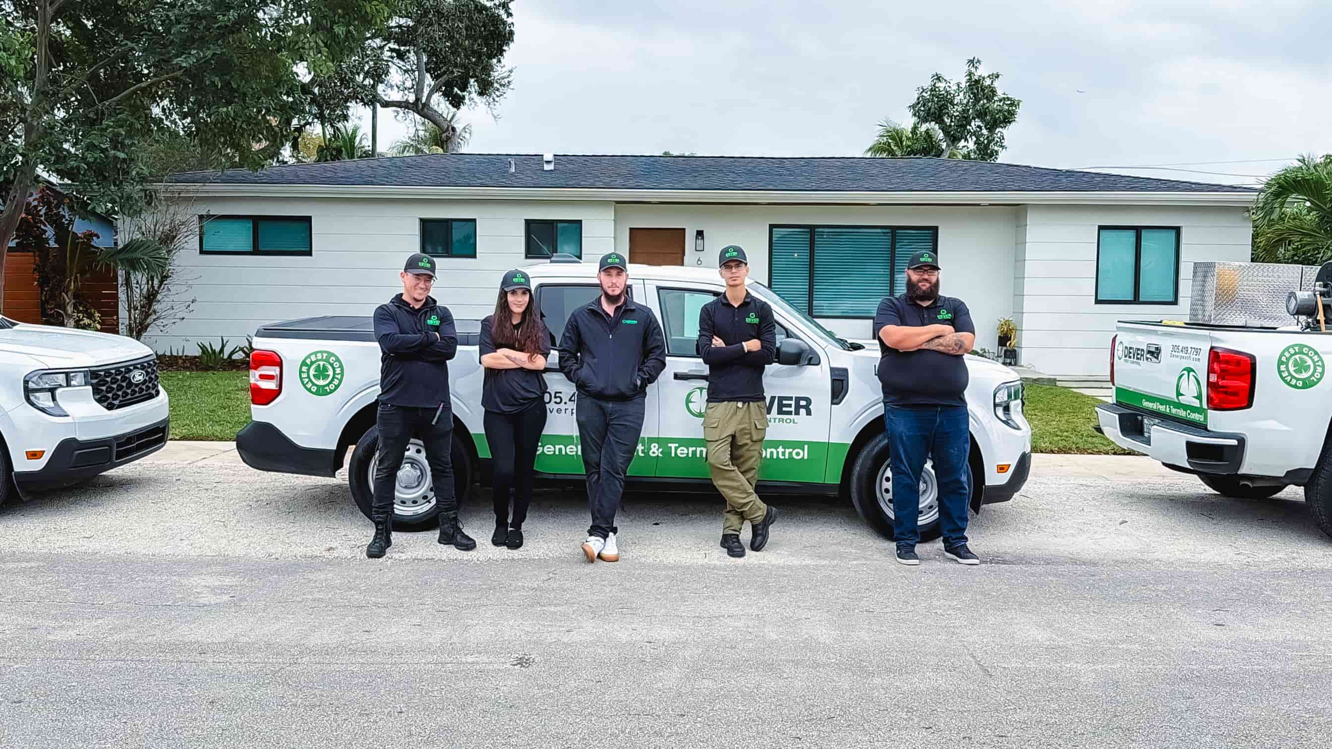 Dever Pest Control team in Miami